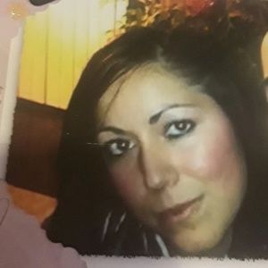 Meet your Posher, Esperanza